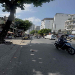 Cho thuê nhà mặt tiền nguyễn xí , p13 , Q bình Thạnh , TpHcm