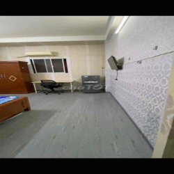 phòng lớn full nt ở được 4 người . chủ nhà cho thuê