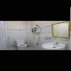 phòng lớn full nt ở được 4 người . chủ nhà cho thuê