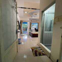 Nhà 3 tầng mới đẹp, 4m x 17m, 3PN, 3WC, Full nội thất, MT đường số 2