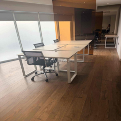 Cho thuê văn phòng tầng 1 - View nhà phố khu Sala