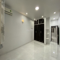 Cho thuê nhà MT 42A Hoa Sứ, P.7, Q. Phú Nhuận