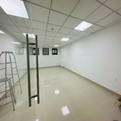Văn phòng Tân Bình 35m2 giá 6,5 triệu tòa nhà K300 Lê Trung Nghĩa