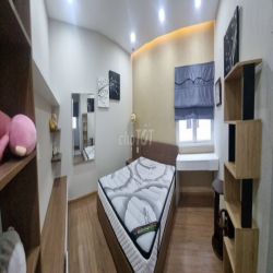 BIỆT THỰ SÂN VƯỜN MELOSA KHANG ĐIỀN - FULL NT - Ô TÔ NGỦ TRONG NHÀ 4PN