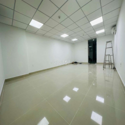 Văn phòng Tân Bình 35m2 giá 6,5 triệu tòa nhà K300 Lê Trung Nghĩa