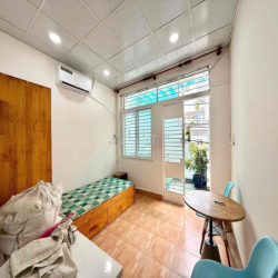 Siêu Rẻ!! 2PN 6tr5/tháng Ngay Hồ Bá Kiện CV Lê Thị Riêng Quận 10