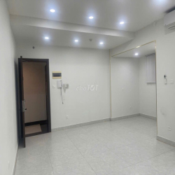 Văn phòng 56m2 cho thuê 15tr/tháng, có sẵn máy lạnh, rèm cửa. 