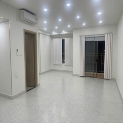 Văn phòng 56m2 cho thuê 15tr/tháng, có sẵn máy lạnh, rèm cửa. 