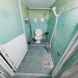 NHÀ 2PN CÁCH HẺM XE TẢI 30M