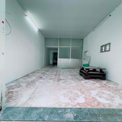 NHÀ 2PN CÁCH HẺM XE TẢI 30M