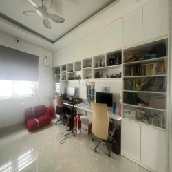 CHO THUÊ NHÀ PHỐ 7x15m VIEW HỒ BƠI – LOVERA PARK KHANG ĐIỀN