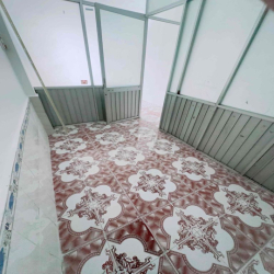 NHÀ 2PN CÁCH HẺM XE TẢI 30M