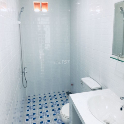 Cho thuê nguyên căn MT kinh doanh đường TL 833B (gần cầu ông Tổng)