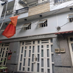 Chính Chủ - Nhà 3 Tầng 2PN 3WC, Đường Tân Hoà Đông