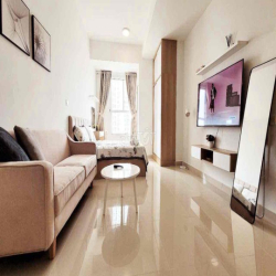 Cho thuê căn hộ Sunrise CityView ngắn hạn Q7 lh :