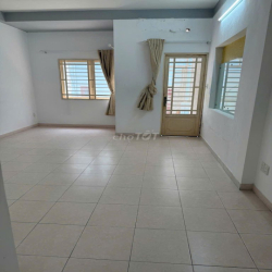 🌻💯MTKD 20m khu Tên Lửa 4,5 x 20m 4 tầng 4PN 5WC SÁT ĐS 19 GẦN COOPMART