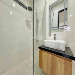 Chính chủ cho thuê Căn Hộ Mới Full Nội Thất ngay Trần Não