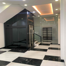 Cho thuê biệt thự Cityland P10 Gò Vấp. Diện tích 12x20 8PN 7WC !