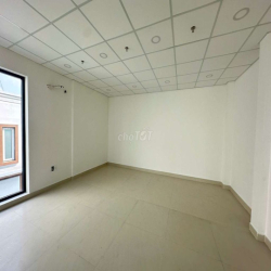 GÓC 2MT NGUYỄN BỈNH KHIÊM, QUẬN 1. NHÀ MỚI HẦM 5L