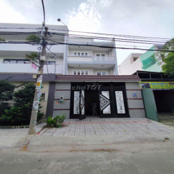 Cho thuê nhà ngay Aeon bình tân đường xe container 6*20m hai lầu