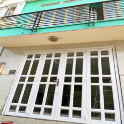nhà trống dọn vào ớ trong ngày