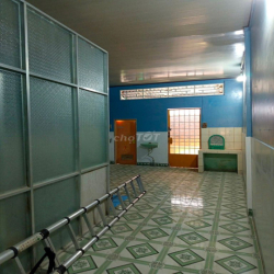 Nhà cho thuê 160m ngã 4 tú điền