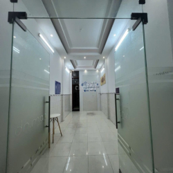 NHÀ HẺM XE HƠI GẦN MẶT TIỀN 3 THÁNG 2 TIỆN Ở VÀ KINH DOANH