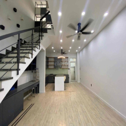 NHÀ PHỐ KẾT HỢP VỪA Ở - KINH DOANH VỊ TRÍ ĐẶC BIỆT