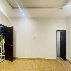 CHO THUÊ PHÒNG TRỐNG LÀM VĂN PHÒNG NGAY GA METRO THỦ ĐỨC