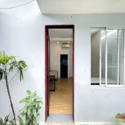 CHO THUÊ PHÒNG TRỐNG LÀM VĂN PHÒNG NGAY GA METRO THỦ ĐỨC