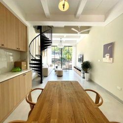 CHO THUÊ  DUPLEX 2 TẦNG 2 PHÒNG NGỦ MỚI FULL NỘI THẤT BẮC NHA TRANG