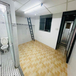 Phòng Cho Thuê Trong Toà Nhà Mặt Tiền Có Thang Máy