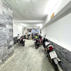 PHÒNG TRỌ MẶT TIỀN TRẦN XUÂN SOẠN 25 m2 GẦN LOTTE