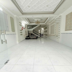 🌻C.G - CHO THUÊ NHÀ 2 LẦU CÓ NỘI THẤT ĐƯỜNG SỐ 9 KDC HỒNG PHÁT