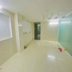 CHO THUÊ - MBKD LỐI ĐI RIÊNG BIỆT MẶT TIỀN ĐƯỜNG SỐ Q7