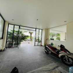 Cho Thuê Nhà Biệt Thự Senturia Vườn Lài DT 300m2 1Trệt 2Lầu 3Pn 4Wc