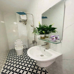 Cho thuê nhà riêng Dốc Thọ Lão - Lò Đúc - 30m2 - 4 tầng