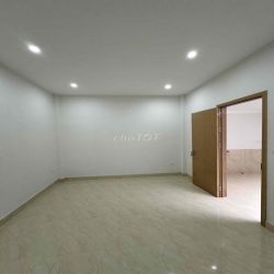 Cho thuê Nhà Hào Nam.(kinh doanh-  5 phòng ngủ).S:40m. 4T.16 tr/tháng