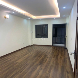 CHO THUÊ NHÀ - CỰ KHỐI - LONG BIÊN