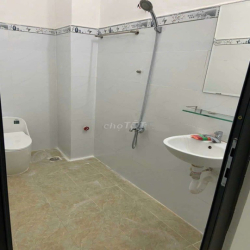 NHÀ NGUYÊN CĂN HẺM XE HƠI NGUYỄN KIỆM P3 PHÚ NHUẬN 