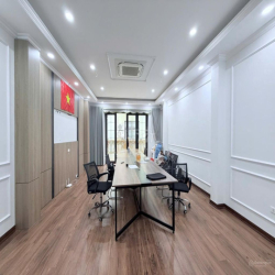 Nhà ngõ 3 Phạm Tuấn Tài - DT 60M x 6 Tầng mới ,Thang Máy, ĐH, ngõ ô tô