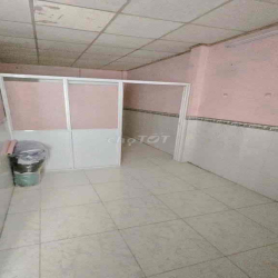 Hiếm! Nhà HXH 2PN2WC Đoàn Thị Điểm- kinh doanh ok-trệt lầu-chỉ 12tr/th