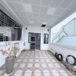 Nhà ngõ 3 Phạm Tuấn Tài - DT 60M x 6 Tầng mới ,Thang Máy, ĐH, ngõ ô tô