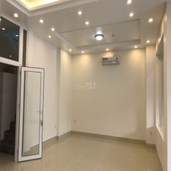 Cho thuê phòng trọ cao cấp ngay Đại học cảnh sát, Học viện tư pháp