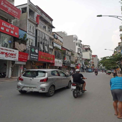 Cho thuê cửa hàng 98 phố Bạch Mai