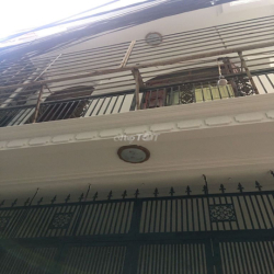 Cho Thuê nhà 3 tầng, gần bến xe Mỹ Đình