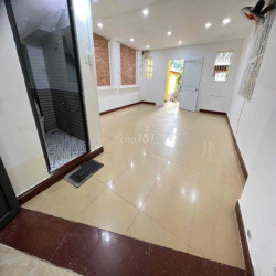 cho thuê mặt bằng kinh doanh, công ty kho hàng spa, quán ăn…