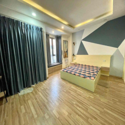 NHÀ FULL NỘI THẤT HẺM 381 ĐƯỜNG TRẦN NAM PHÚ CẦN THƠ