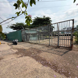 đất mặt tiền mã lò cho thuê.