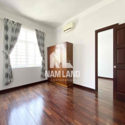 Ngay Vòng xoay Trần Não- Biệt thự đẹp khu yên tĩnh